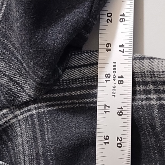 Old Navy Wool Blend Lined Double Breasted Plaid Pea Coat Jacket Medium - Picture 8 of 14